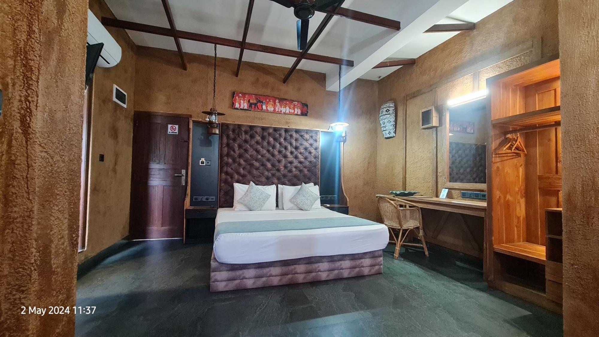 Quick Stop Inn كاندي المظهر الخارجي الصورة