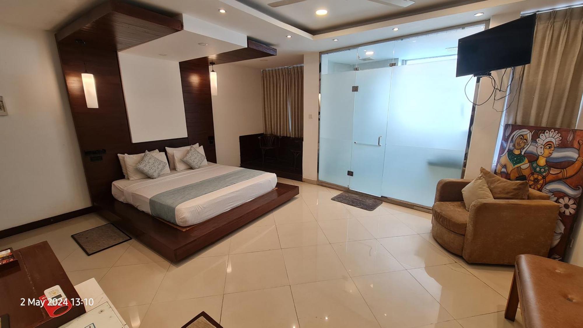 Quick Stop Inn كاندي المظهر الخارجي الصورة